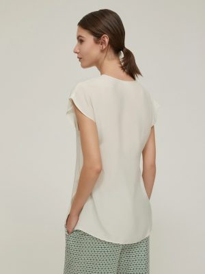 Flowing Fabric Blouse - Ivory