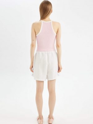 Relax Fit Normal Waist Short Leg Shorts - White