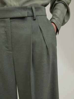 Slate V-Back Pleated Relaxed Trousers