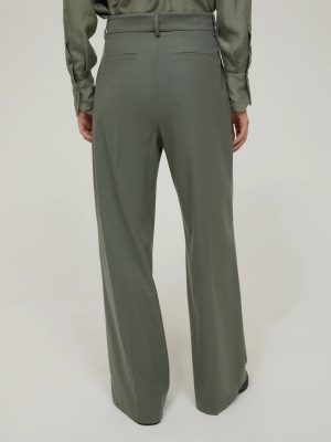 Slate V-Back Pleated Relaxed Trousers