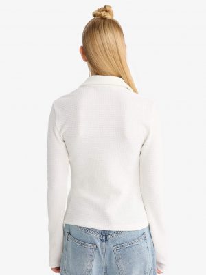 Pristine Ivory Fitted Crepe Shirt